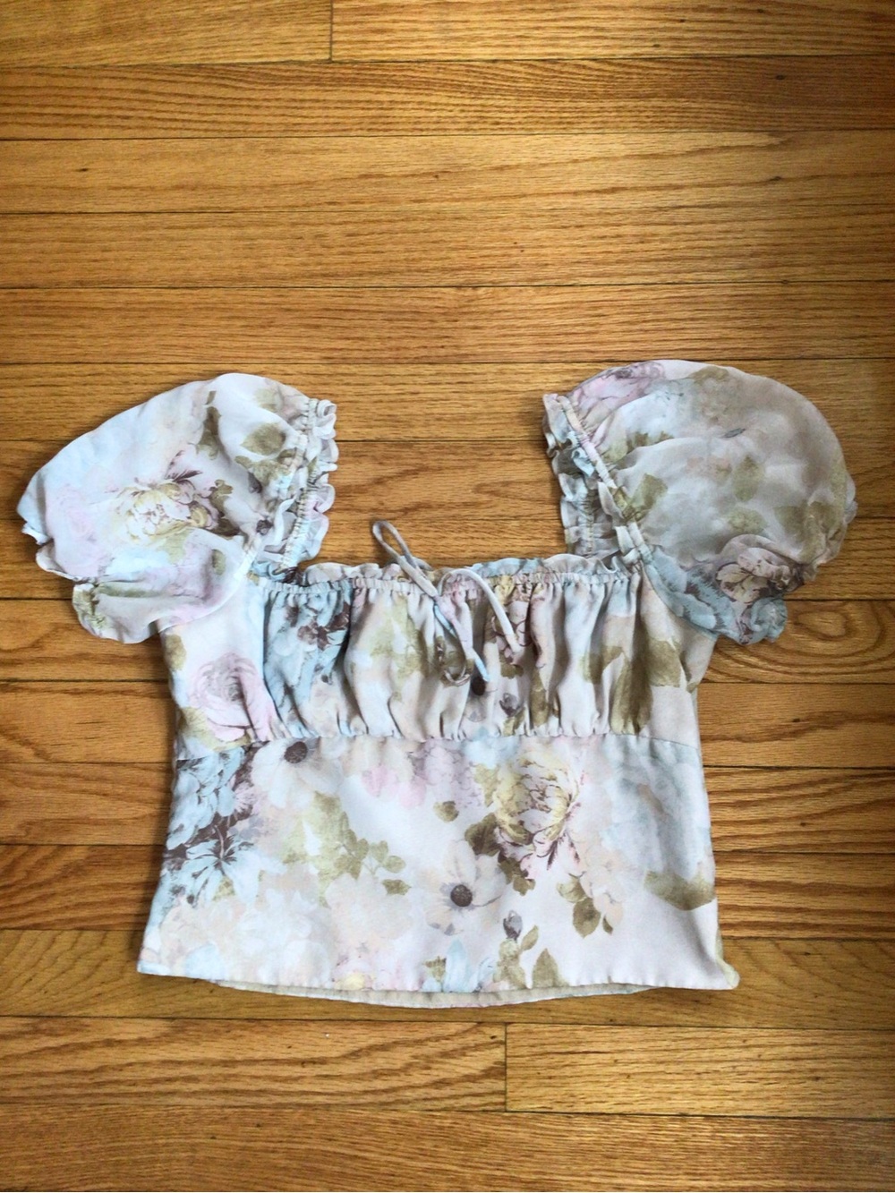 Wayf Pastel Floral Puff-Sleeve Crop Top